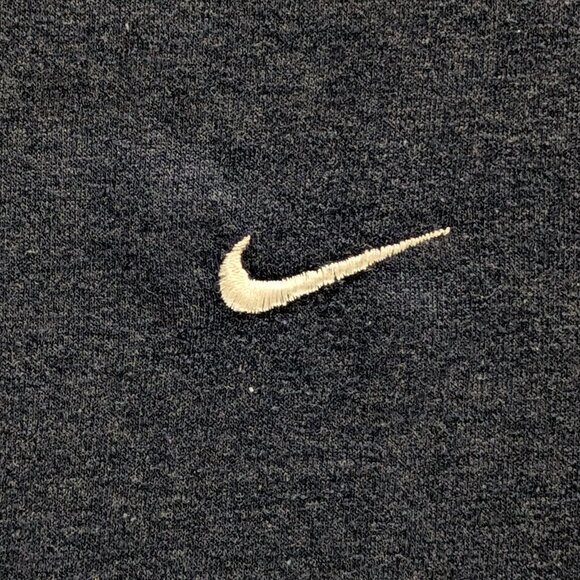 Y2K Nike Grey Label Embroidered Mini Swoosh T-Shirt Made in USA Size - L - Picture 2 of 4